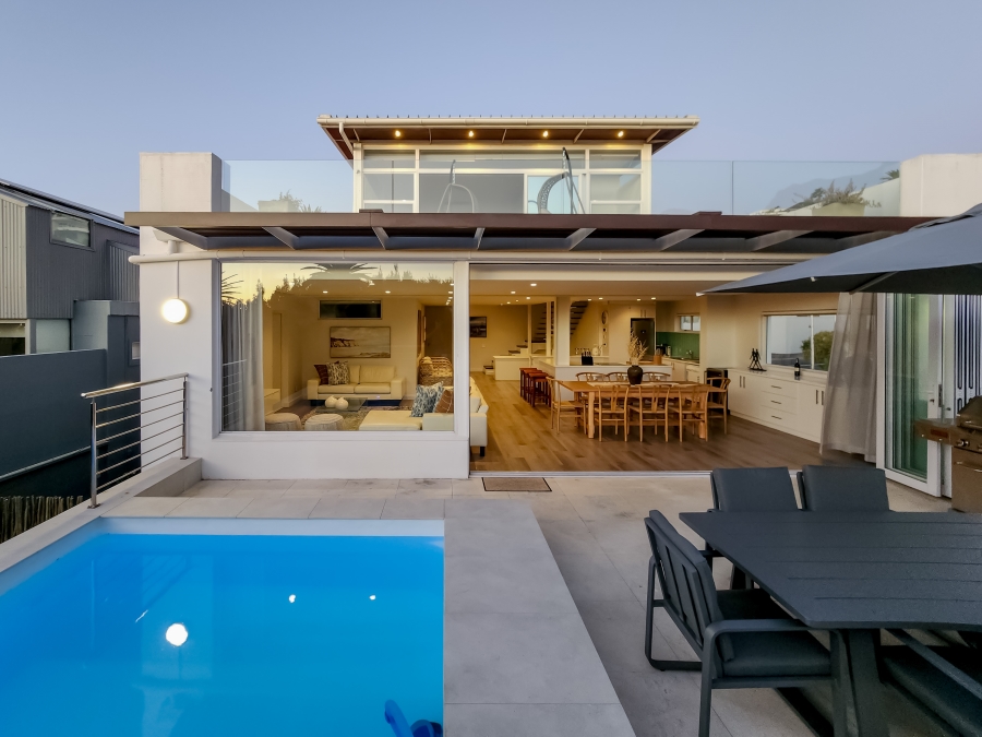 4 Bedroom Property for Sale in Camps Bay Western Cape